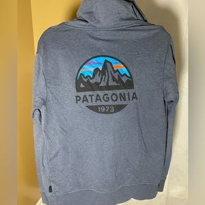 Patagonia
Fitz Roy Scope Lightweight Full-Zip Hoodie - Men's Size Small Blue